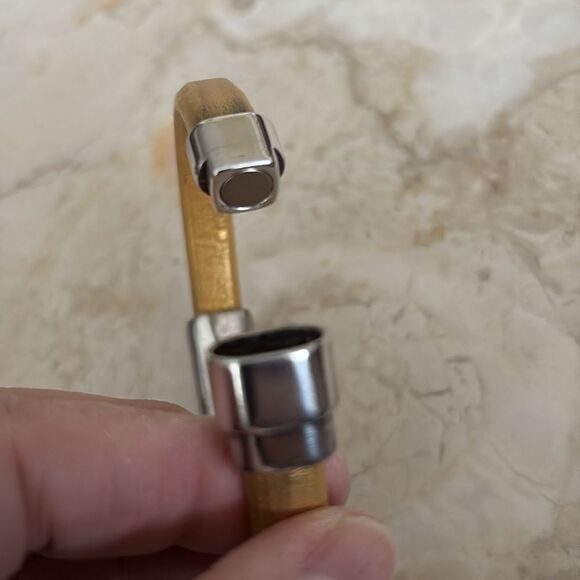 New! Handcrafted Leather Cuff Style Bracelet - Picture 7 of 9